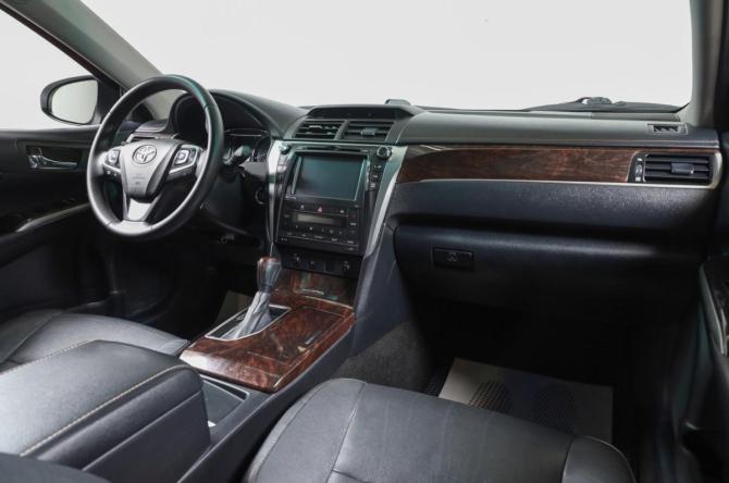 Toyota Camry VII (XV50) Рестайлинг с пробегом 2016 года, цена 2 149 000 рублей, 220000 км, седан, Автокод Объявления