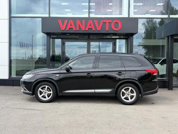 Mitsubishi Outlander III Рестайлинг 2 с пробегом 2017 года, цена 1 865 000 рублей, 155325 км, внедорожник, Автокод Объявления