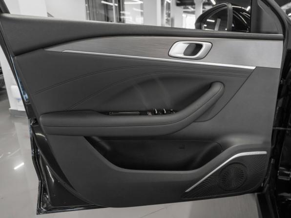Geely Galaxy Starshine 6 с пробегом 2025 года, цена 2 700 000 рублей, 27 км, седан, Автокод Объявления