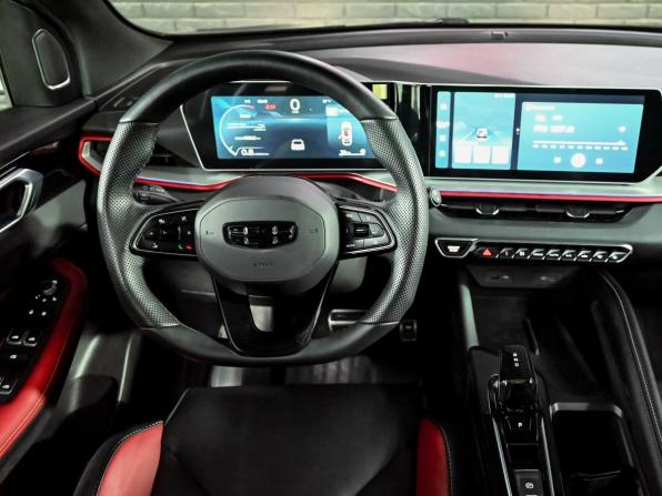 Geely Coolray I Рестайлинг с пробегом 2024 года, цена 2 185 000 рублей, 43311 км, внедорожник, Автокод Объявления