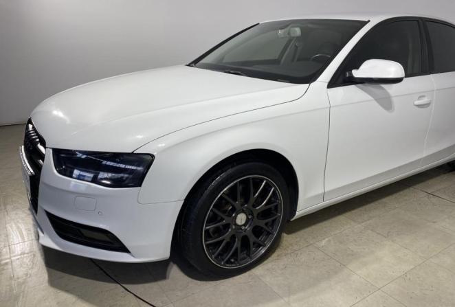 Audi A4 IV (B8) Рестайлинг с пробегом 2014 года, цена 1 490 000 рублей, 215715 км, седан, Автокод Объявления