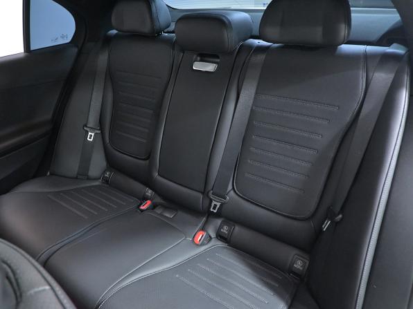 Mercedes-Benz C-Класс V (W206) с пробегом 2024 года, цена 4 818 000 рублей, 20236 км, седан, Автокод Объявления
