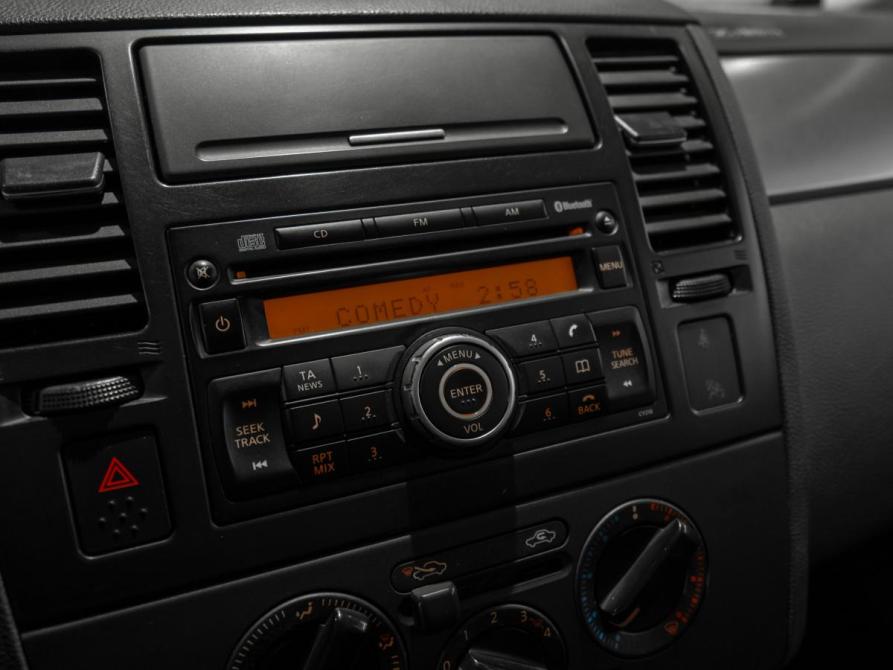 Nissan Tiida I Москва  - изображение 16