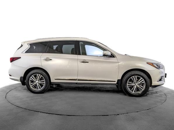 Infiniti QX60 I Рестайлинг с пробегом 2016 года, цена 1 990 000 рублей, 141708 км, внедорожник, Автокод Объявления