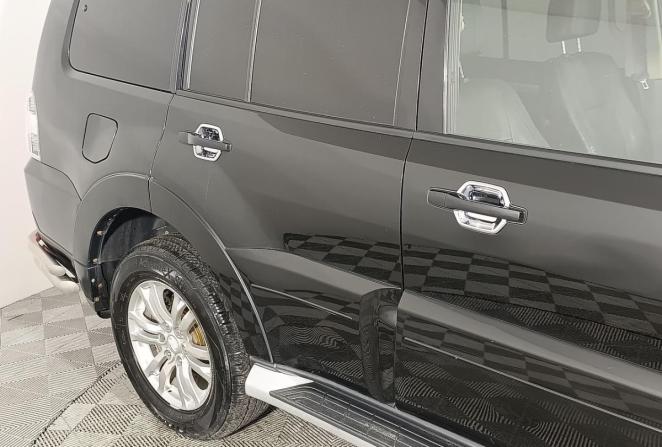 Mitsubishi Pajero IV Рестайлинг 2 с пробегом 2014 года, цена 2 370 000 рублей, 294192 км, внедорожник, Автокод Объявления