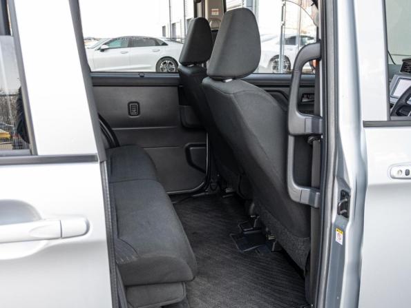 Toyota Roomy I с пробегом 2018 года, цена 950 000 рублей, 128318 км, микровэн, Автокод Объявления