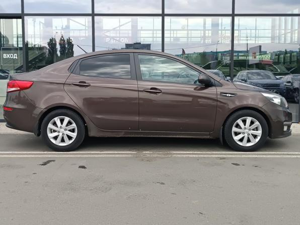 Kia Rio III Рестайлинг с пробегом 2016 года, цена 1 010 000 рублей, 99573 км, седан, Автокод Объявления