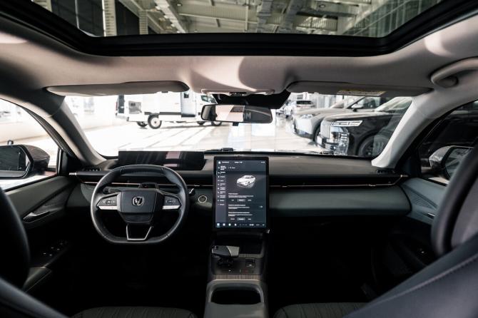 Changan Lamore с пробегом 2024 года, цена 2 019 000 рублей, 22066 км, седан, Автокод Объявления