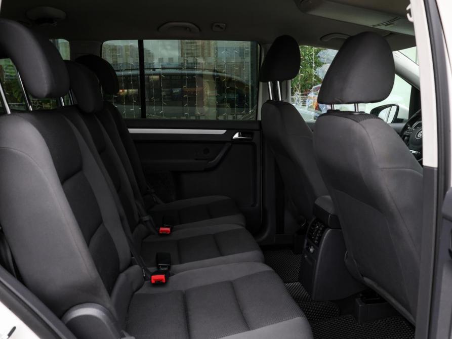 Volkswagen Touran I Рестайлинг 2 Москва  - изображение 12
