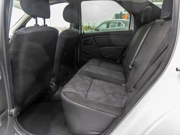 Renault Logan I Рестайлинг с пробегом 2015 года, цена 798 000 рублей, 56740 км, седан, Автокод Объявления