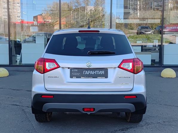 Suzuki Vitara II с пробегом 2018 года, цена 1 416 000 рублей, 198284 км, внедорожник, Автокод Объявления