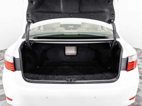 Lexus ES VI с пробегом 2013 года, цена 1 499 000 рублей, 210865 км, седан, Автокод Объявления