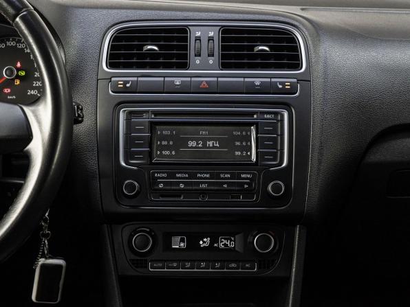Volkswagen Polo V с пробегом 2014 года, цена 900 000 рублей, 153932 км, седан, Автокод Объявления