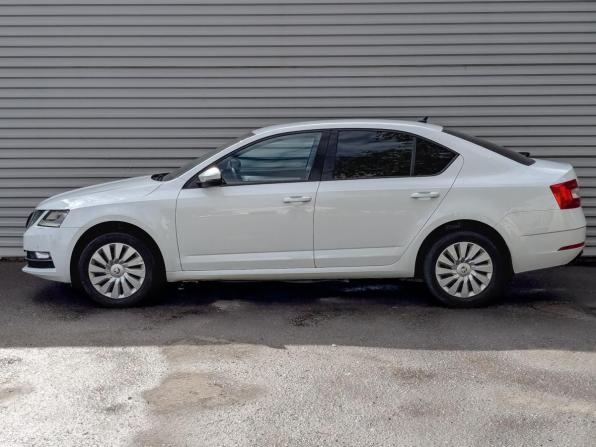 Skoda Octavia III (A7) Рестайлинг с пробегом 2020 года, цена 1 850 000 рублей, 134101 км, лифтбек, Автокод Объявления