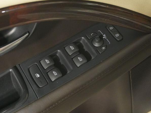 Volvo XC70 II с пробегом 2012 года, цена 1 265 000 рублей, 283745 км, универсал, Автокод Объявления