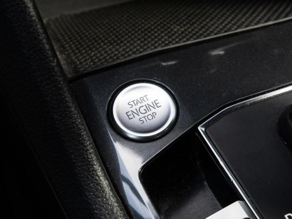 Volkswagen Tiguan II с пробегом 2018 года, цена 2 170 000 рублей, 153601 км, внедорожник, Автокод Объявления