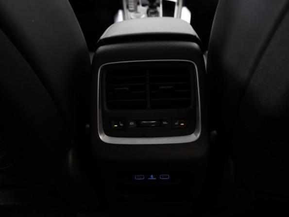 Geely Atlas Pro с пробегом 2024 года, цена 2 399 000 рублей, 44647 км, внедорожник, Автокод Объявления