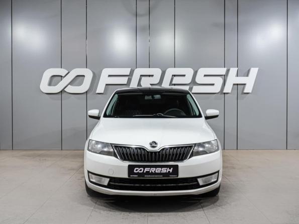 Skoda Rapid I с пробегом 2016 года, цена 829 000 рублей, 216718 км, лифтбек, Автокод Объявления