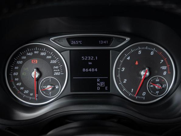 Mercedes-Benz B-Класс II (W246) Рестайлинг с пробегом 2015 года, цена 1 345 500 рублей, 86484 км, хэтчбек, Автокод Объявления