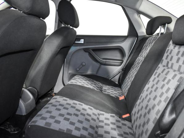 Ford Focus II Рестайлинг с пробегом 2009 года, цена 395 000 рублей, 258301 км, седан, Автокод Объявления