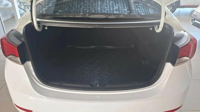 Hyundai Elantra V (MD) Рестайлинг с пробегом 2015 года, цена 1 178 000 рублей, 151600 км, седан, Автокод Объявления