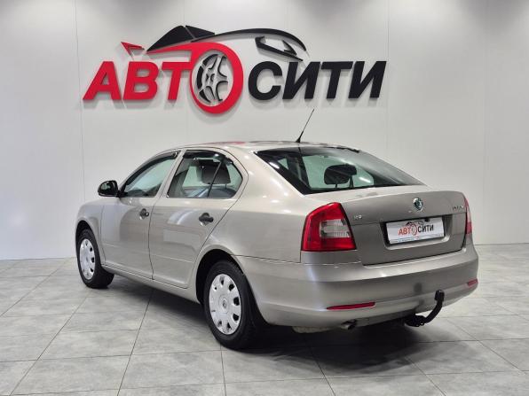 Skoda Octavia II (A5) Рестайлинг с пробегом 2012 года, цена 748 000 рублей, 232926 км, лифтбек, Автокод Объявления