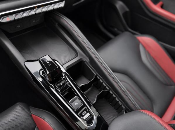Geely Coolray I Рестайлинг с пробегом 2024 года, цена 2 125 000 рублей, 37347 км, внедорожник, Автокод Объявления