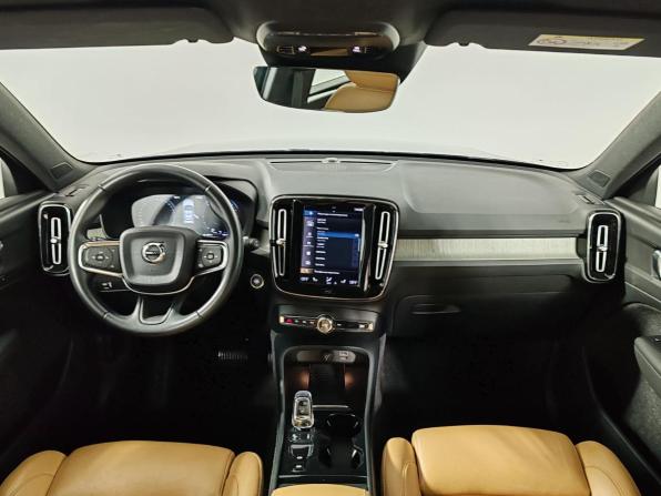 Volvo XC40 I с пробегом 2018 года, цена 2 595 000 рублей, 83613 км, внедорожник, Автокод Объявления