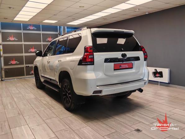 Toyota Land Cruiser Prado 150 Series Рестайлинг 1 с пробегом 2015 года, цена 3 600 000 рублей, 130000 км, внедорожник, Автокод Объявления