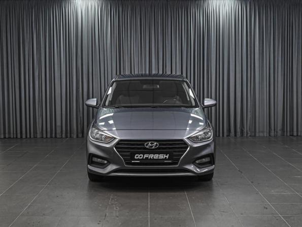 Hyundai Solaris II с пробегом 2018 года, цена 1 329 000 рублей, 167545 км, седан, Автокод Объявления