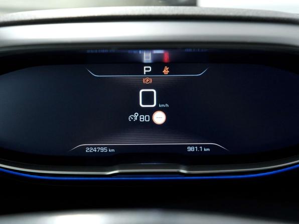 Peugeot 3008 II с пробегом 2017 года, цена 1 898 000 рублей, 224792 км, внедорожник, Автокод Объявления