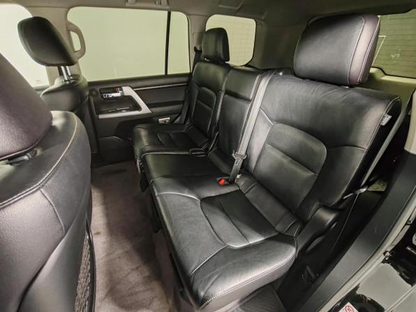 Toyota Land Cruiser 200 Series Рестайлинг 1 с пробегом 2013 года, цена 3 649 000 рублей, 275286 км, внедорожник, Автокод Объявления