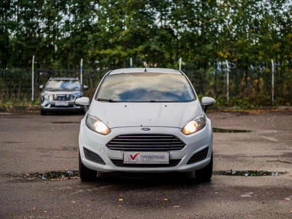 Ford Fiesta Mk6 Рестайлинг с пробегом 2015 года, цена 470 000 рублей, 307538 км, седан, Автокод Объявления