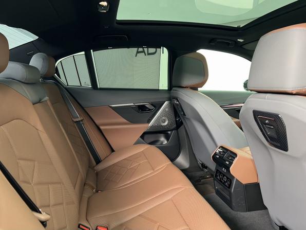 BMW 5 серии VIII (G60/G61/G68) с пробегом 2024 года, цена 8 250 000 рублей, 19463 км, седан, Автокод Объявления