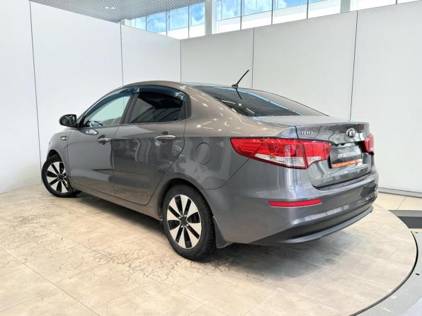 Kia Rio III Рестайлинг с пробегом 2015 года, цена 970 000 рублей, 217504 км, седан, Автокод Объявления