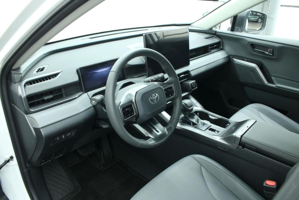 Toyota RAV4 VI (XA60) Красноярск  - изображение 17