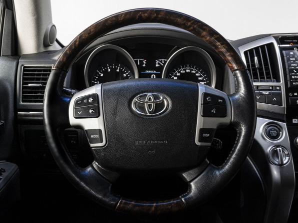 Toyota Land Cruiser 200 Series Рестайлинг 1 с пробегом 2012 года, цена 3 459 000 рублей, 312045 км, внедорожник, Автокод Объявления