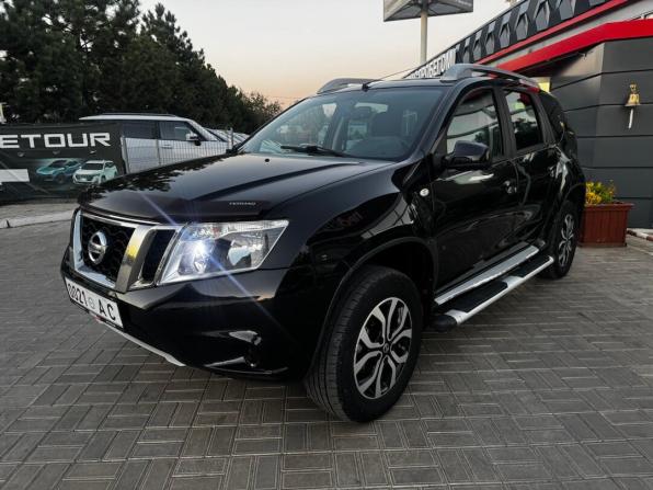 Nissan Terrano III (D10) с пробегом 2015 года, цена 849 900 рублей, 215201 км, внедорожник, Автокод Объявления