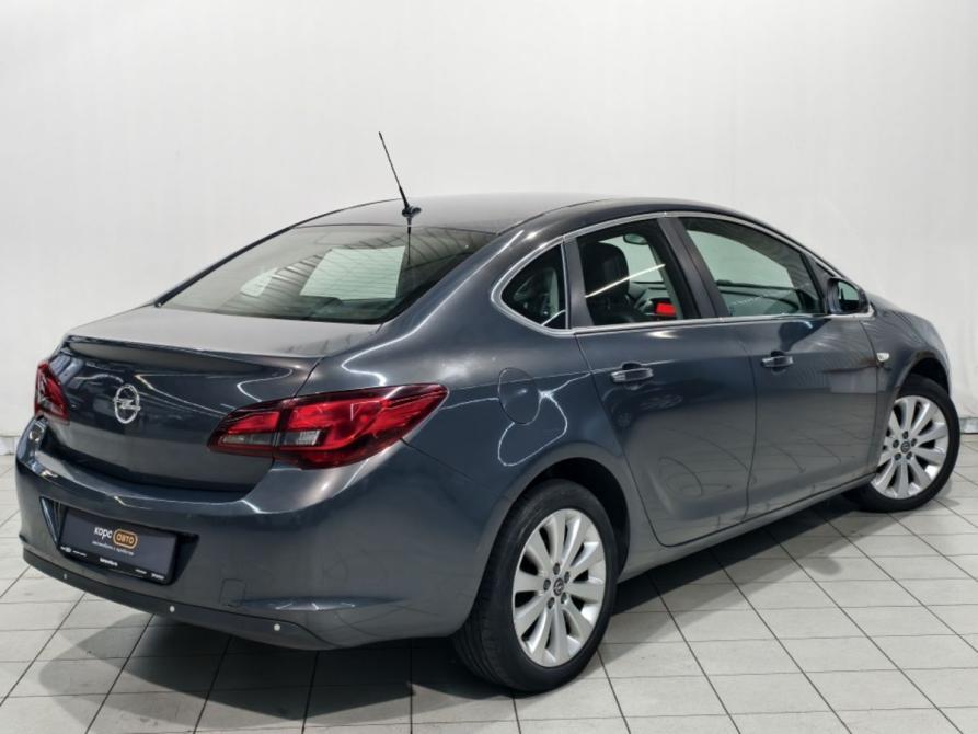 Opel Astra J Рестайлинг Курск  - изображение 3
