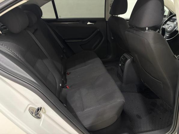 Volkswagen Jetta VI с пробегом 2012 года, цена 850 000 рублей, 206971 км, седан, Автокод Объявления