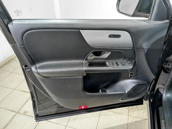 Mercedes-Benz GLB I (X247) с пробегом 2021 года, цена 2 900 000 рублей, 99131 км, внедорожник, Автокод Объявления