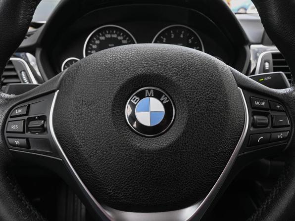 BMW 3 серии VI (F3x) Рестайлинг с пробегом 2017 года, цена 2 019 000 рублей, 132611 км, седан, Автокод Объявления