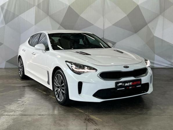 Kia Stinger I с пробегом 2018 года, цена 2 495 000 рублей, 76176 км, лифтбек, Автокод Объявления