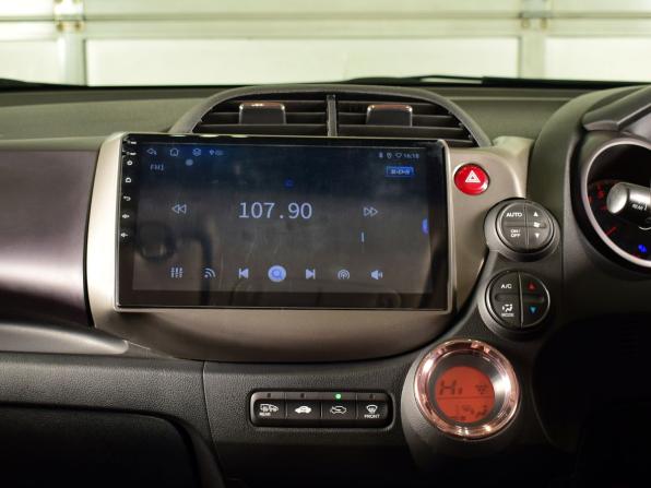 Honda Fit II с пробегом 2012 года, цена 985 995 рублей, 109870 км, хэтчбек, Автокод Объявления