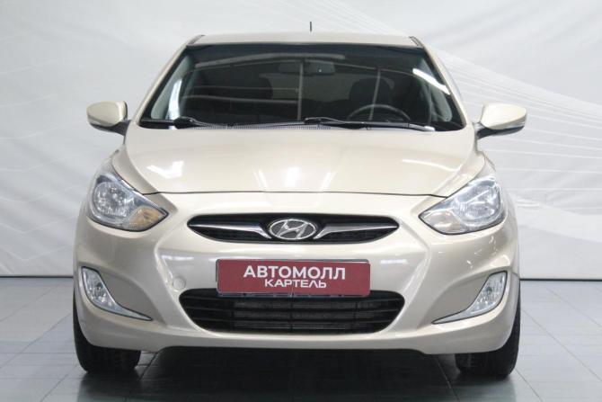 Hyundai Solaris I с пробегом 2012 года, цена 900 000 рублей, 161418 км, хэтчбек, Автокод Объявления