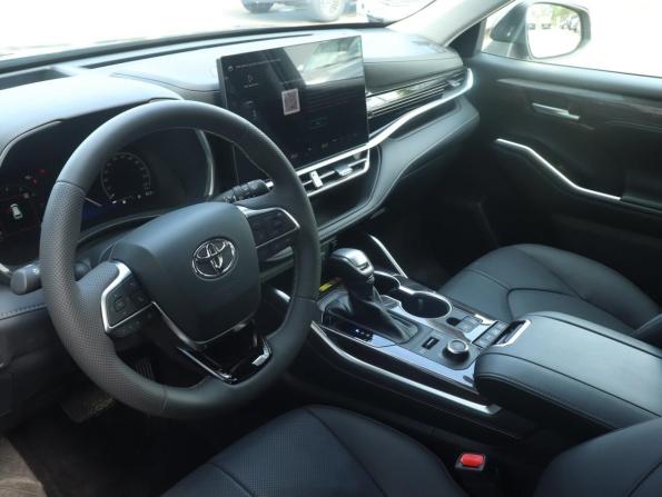 Toyota Highlander IV (XU70) с пробегом 2026 года, цена 5 365 000 рублей, 10 км, внедорожник, Автокод Объявления