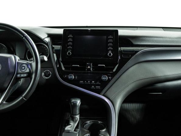 Toyota Camry VIII (XV70) Рестайлинг с пробегом 2021 года, цена 3 249 700 рублей, 58847 км, седан, Автокод Объявления
