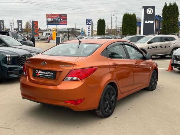 Hyundai Solaris I Рестайлинг с пробегом 2015 года, цена 1 090 000 рублей, 118212 км, седан, Автокод Объявления