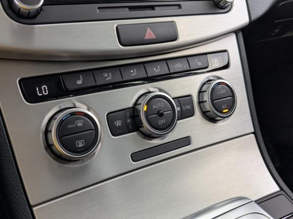 Volkswagen Passat B7 с пробегом 2014 года, цена 1 550 000 рублей, 82388 км, седан, Автокод Объявления