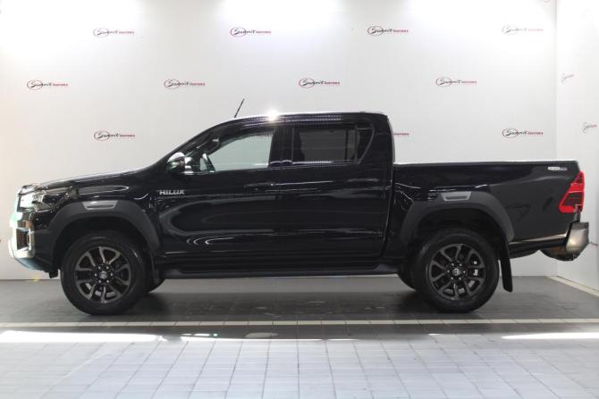 Toyota Hilux VIII Рестайлинг с пробегом 2021 года, цена 7 700 000 рублей, 78452 км, offers.body_type.unknown, Автокод Объявления